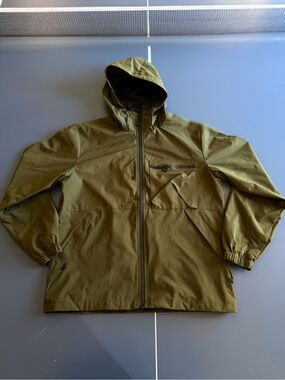 Men's Hooded Rain Jacket in Olive